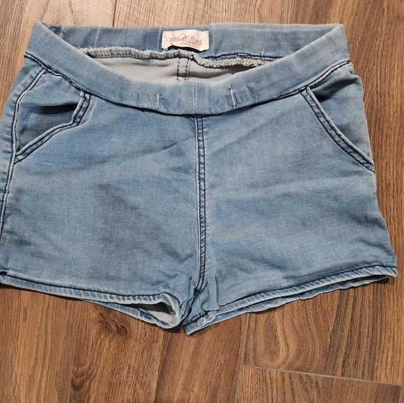 Short - Picture 2 of 3